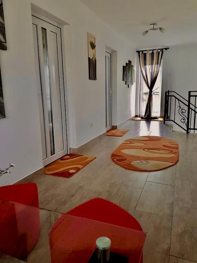 Pensiunea Casa Alba